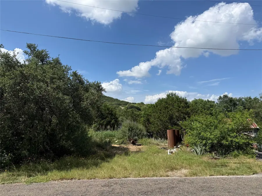 18402 Roundrock Rd, Jonestown, TX 78645 - #2