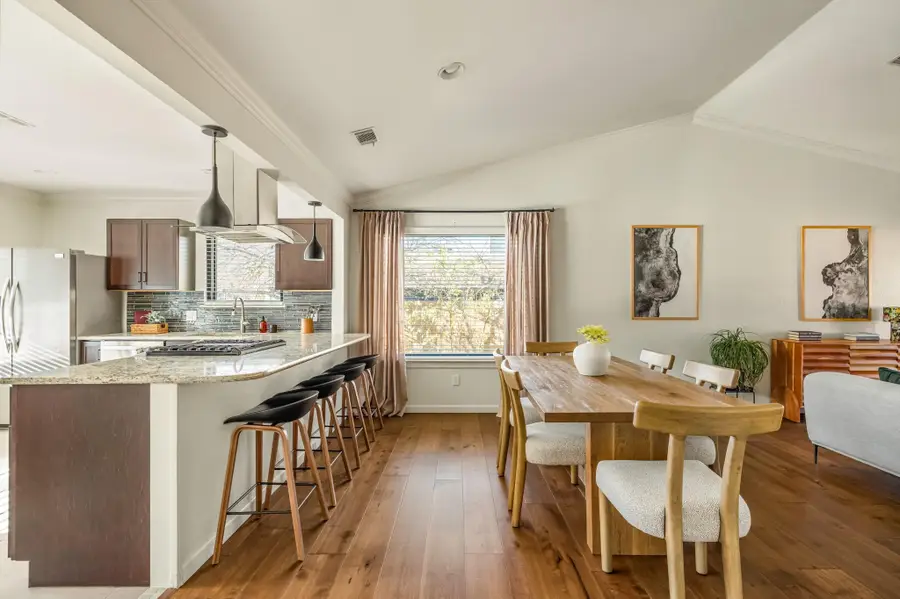 7715 Copano Dr, Austin, TX 78749 - Image #2