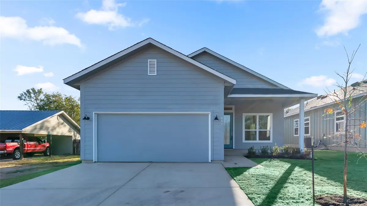 857 Cypress Ln, Horseshoe Bay, TX 78657 - #1