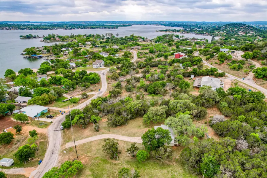 204 W Lakeshore Dr, Sunrise Beach Village, TX 78643 - #2