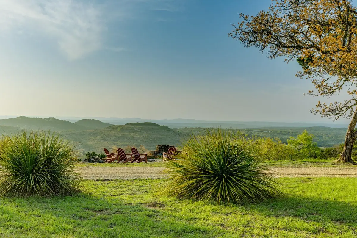 281 Kloster Ln, Blanco, TX 78606 - #1