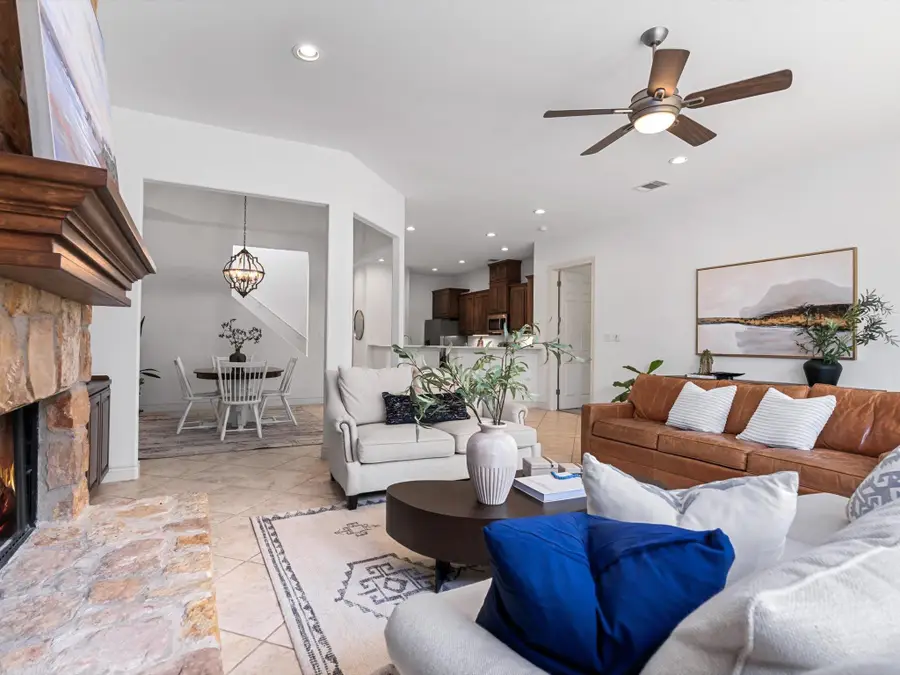 17 Chandon Ln, Austin, TX 78734 - #3