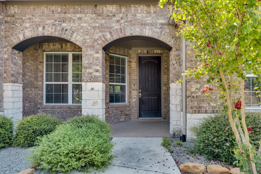 705 Holiday Creek Ln, Georgetown, TX 78633 - Image #2
