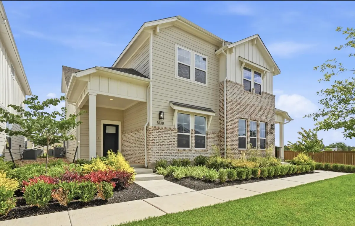 513 Burlington Dr, Buda, TX 78610 - #1