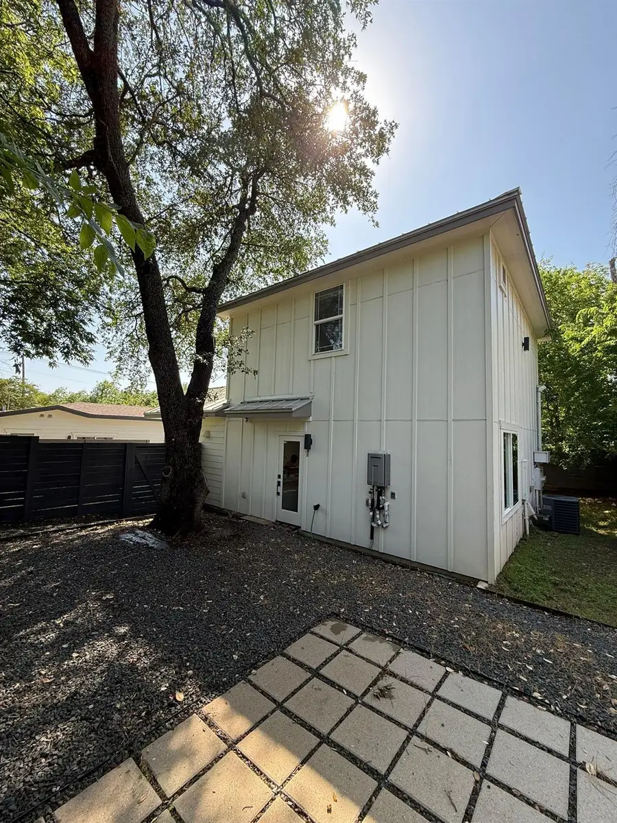 806 Philco Dr #2, Austin, TX 78745 - Image #3