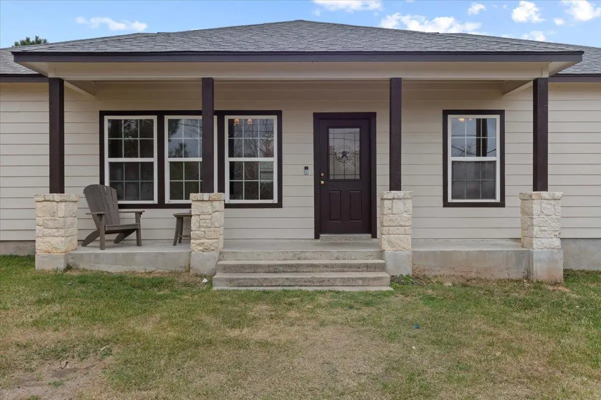 207 Cardinal Loop, Paige, TX 78659 - #1