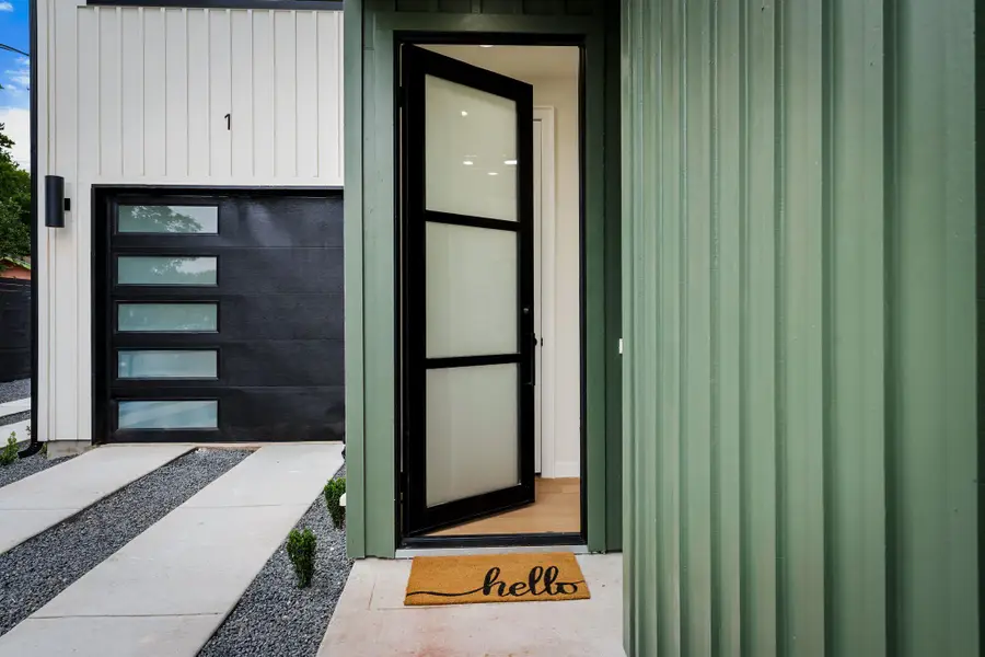 3204 Lyons Rd #1, Austin, TX 78702 - #3