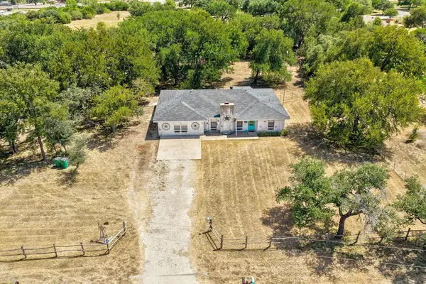 452 County Road 3081, Lampasas, TX 76550