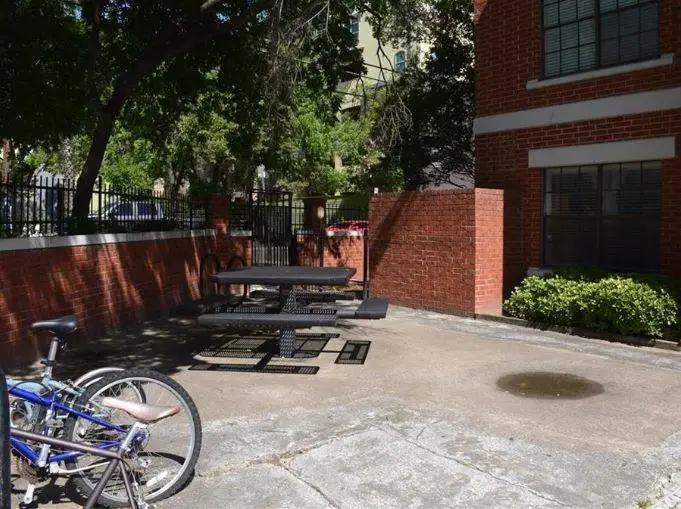 712 W 21st St #303, Austin, TX 78705 - #3