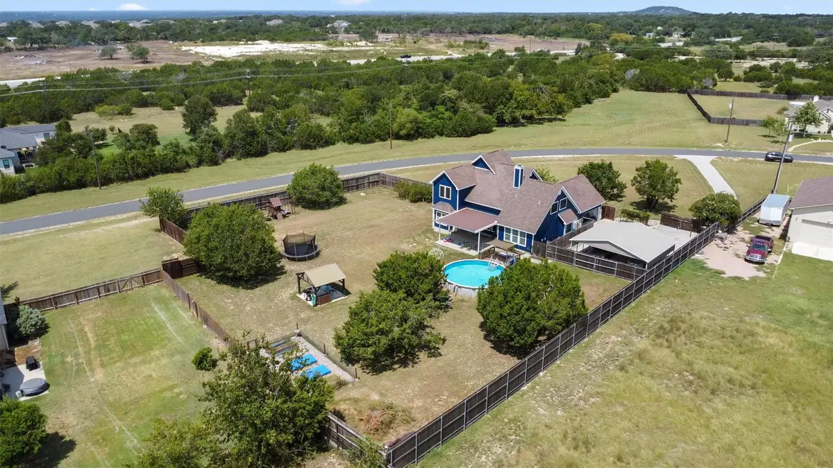 208 Dawn Dr, Liberty Hill, TX 78642 - #1