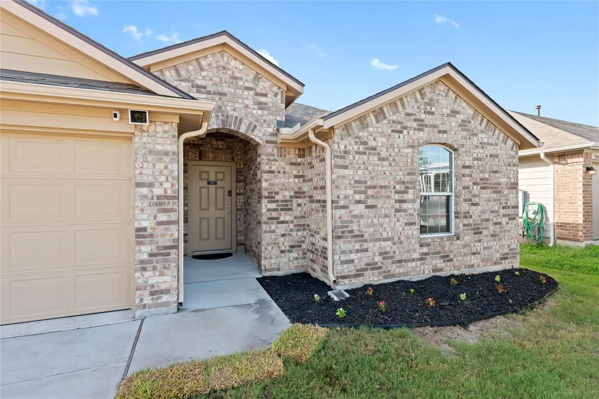 19408 Great Falls Dr, Manor, TX 78653 - Image #1