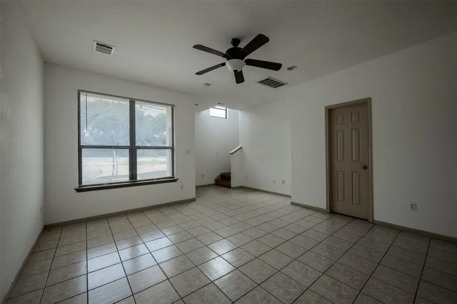 8901 Parkfield Dr, Austin, TX 78758 - #2