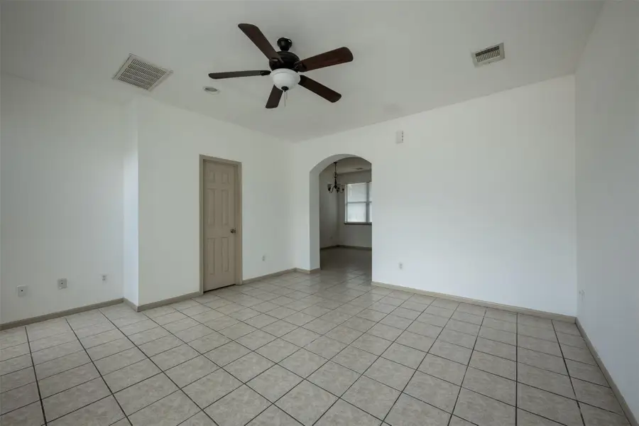 8901 Parkfield Dr, Austin, TX 78758 - #3