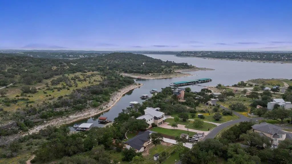 20100 Siesta Shores Dr, Spicewood, TX 78669 - #1