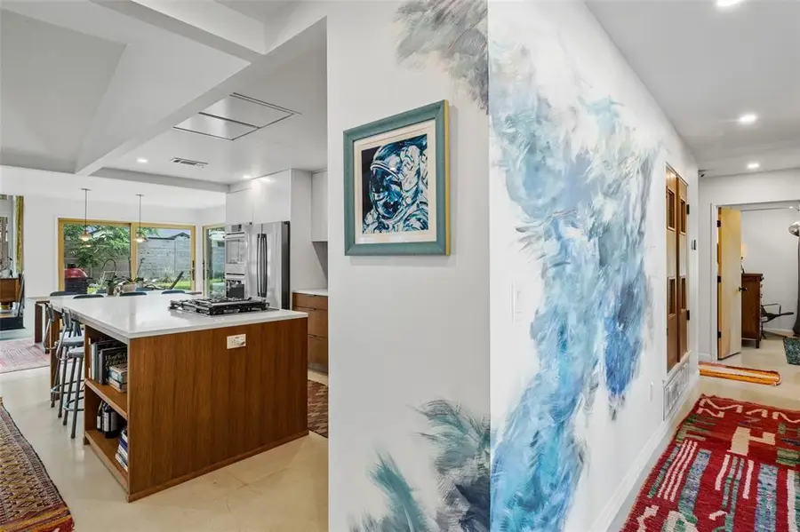 1809 Sylvan Dr, Austin, TX 78741 - #2