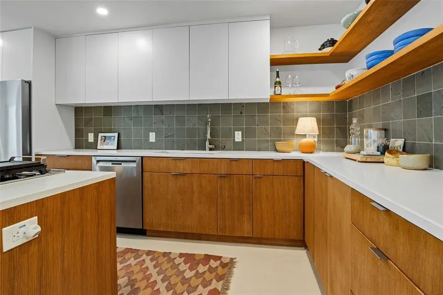 1809 Sylvan Dr, Austin, TX 78741 - #3