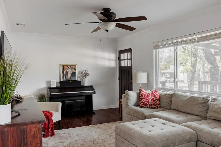 4509 Merle Dr, Austin, TX 78745 - #2