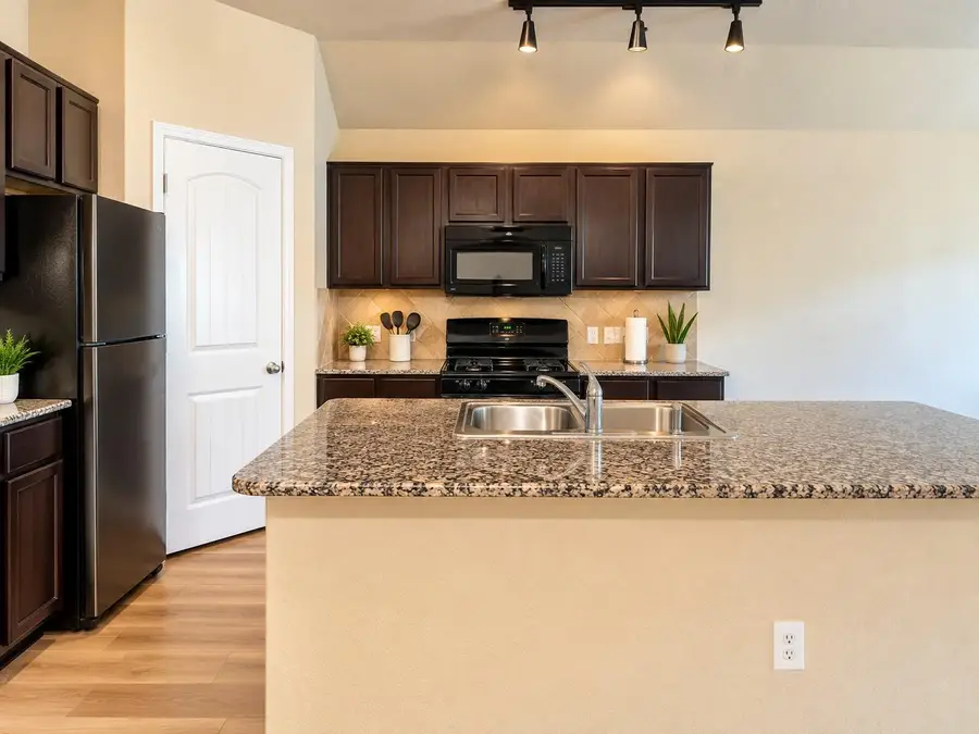 19412 Great Falls Dr, Manor, TX 78653 - #3