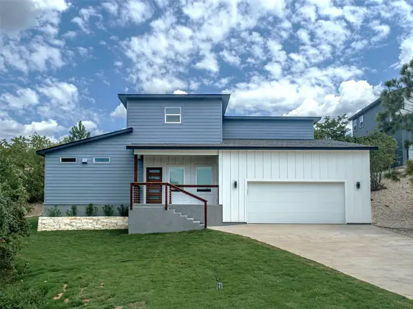 173 Kahalulu Dr, Bastrop, TX 78602