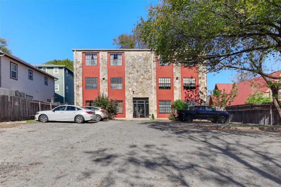 1903 E 20th St, Austin, TX 78722 - Image #2