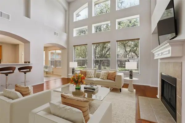 411 S Lynnwood Trl, Cedar Park, TX 78613