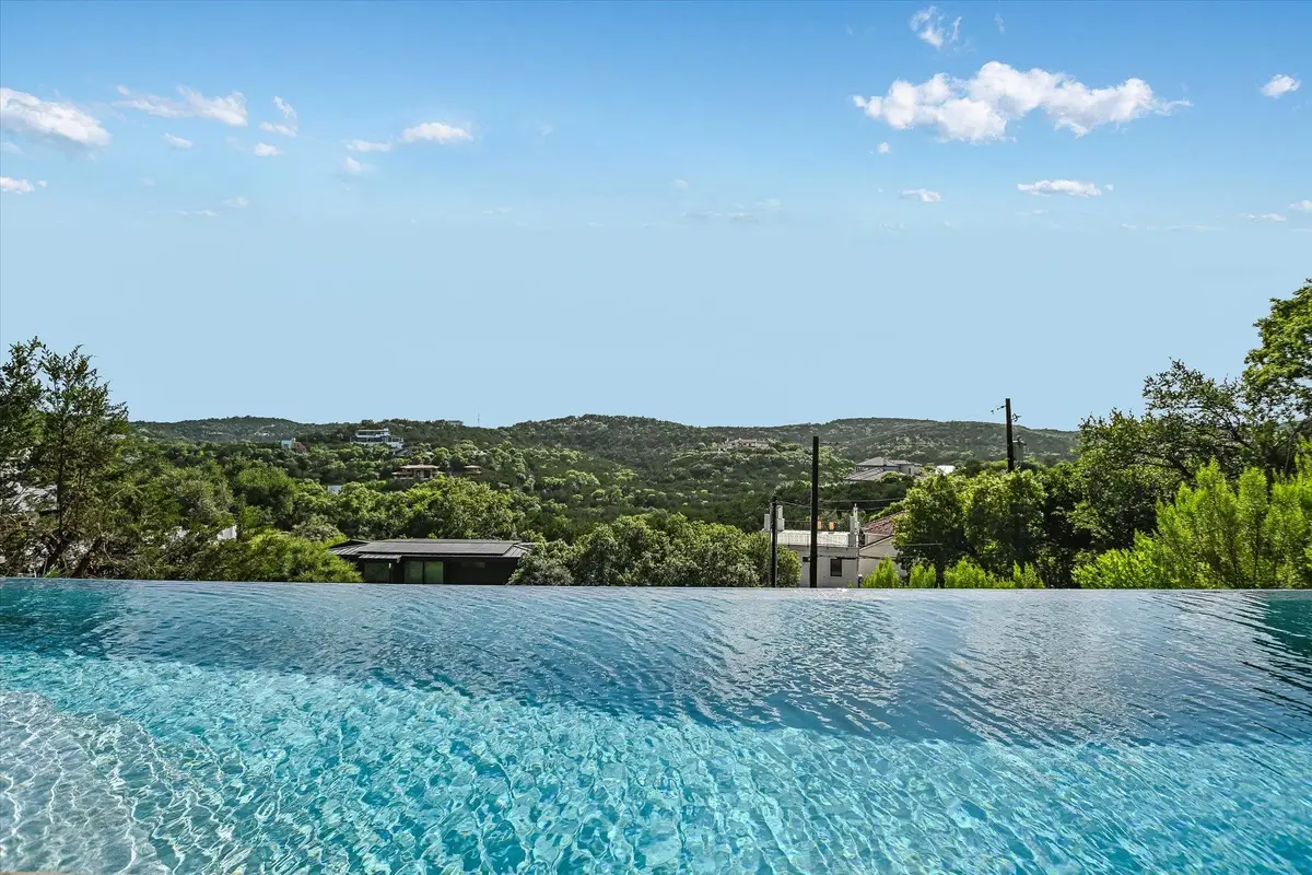 5304 Scenic View Dr, Austin, TX 78746 - Image #1