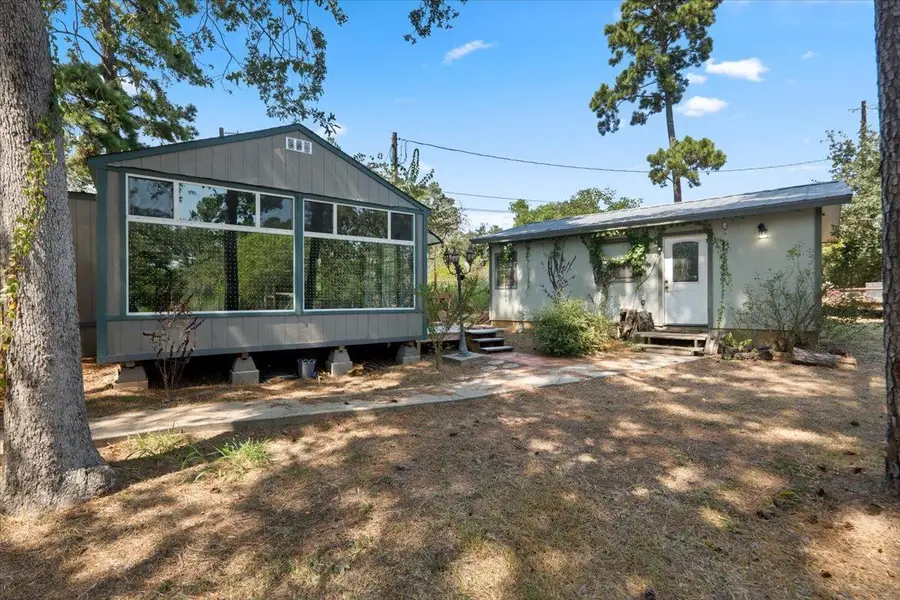 138 Forest Ln, Bastrop, TX 78602 - #3