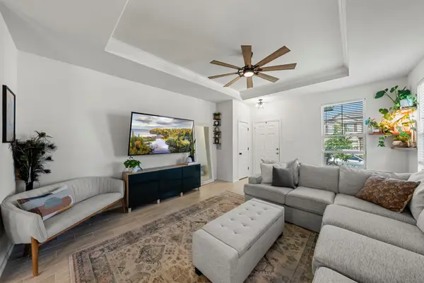 350 Purple Heart Dr, Buda, TX 78610