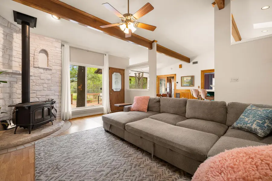 136 Valley View Rd, Georgetown, TX 78633 - #2