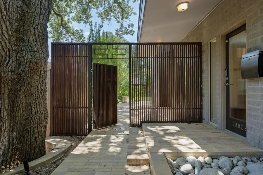 2002 Meadowbrook Dr, Austin, TX 78703 - #3