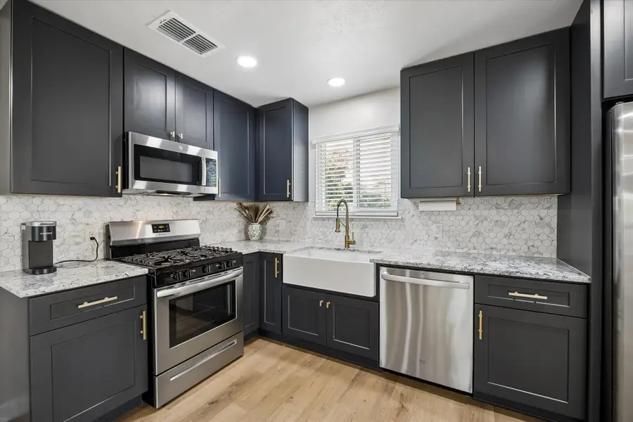 511 Arbor Ln, Austin, TX 78745 - #3
