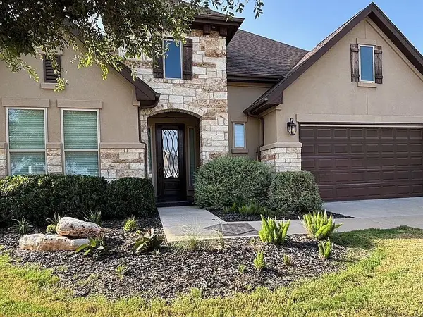 820 Desaix Dr, Georgetown, TX 78628