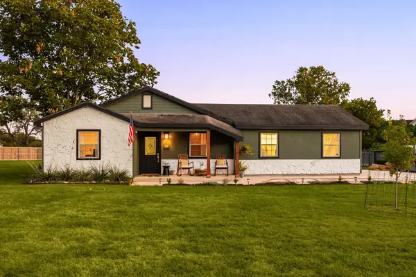 100 Deer Clearing, Kyle, TX 78640