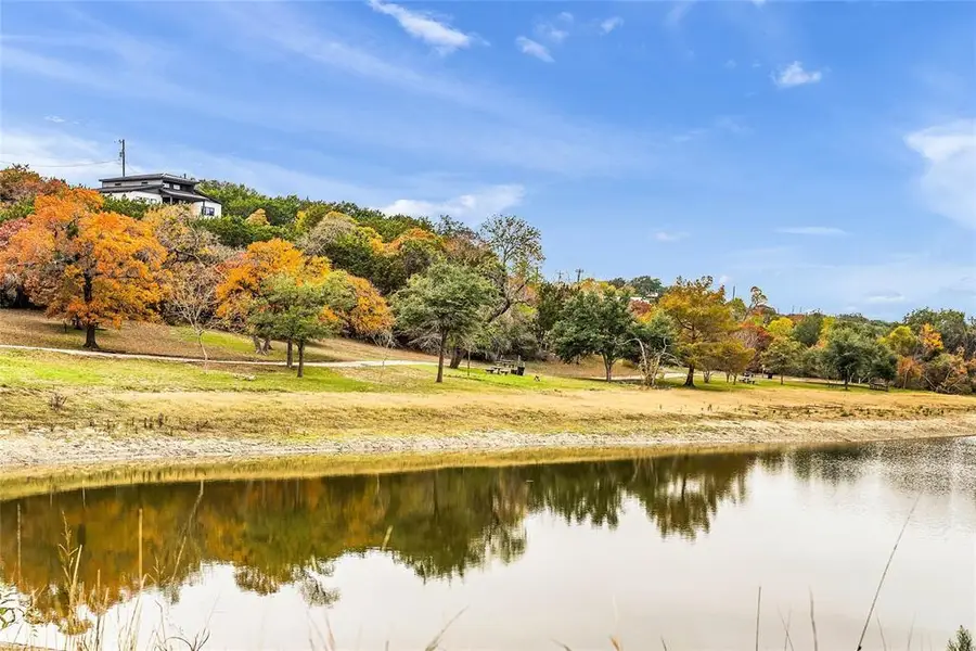 17110 Oak Cliff Cir, Dripping Springs, TX 78620 - Image #2