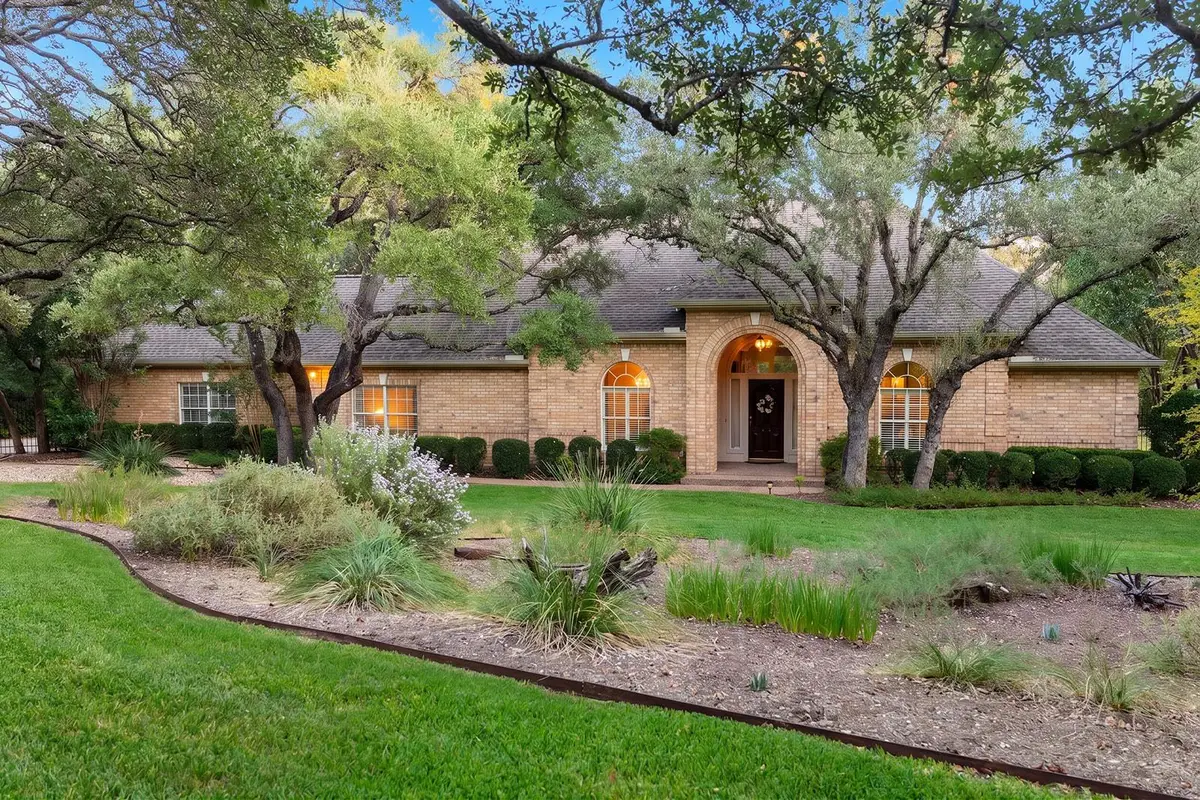 8807 Smoketree Cv, Austin, TX 78735 - #1