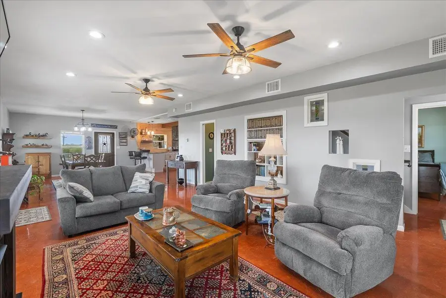 623 Nakishwana Cir, Sandia, TX 78383 - #3