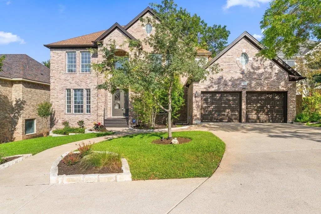 1613 Churchwood Cv, Austin, TX 78746 - #1