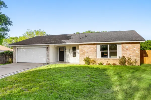 7707 Whitsun Dr, Austin, TX 78749
