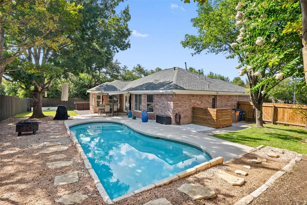 9024 Heiden Ln, Austin, TX 78749 - #1