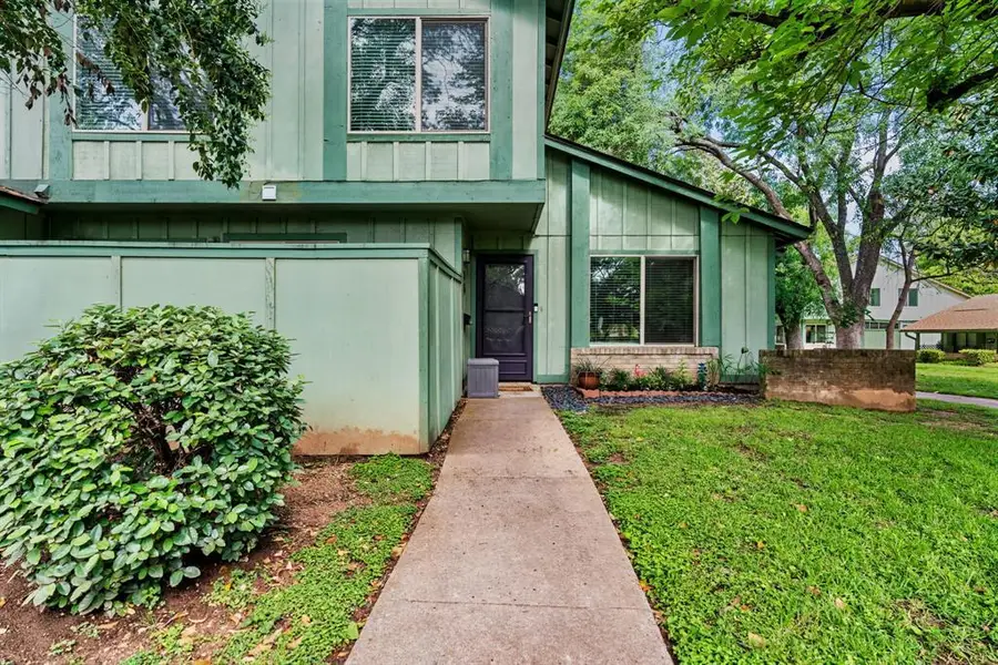 5125 Fort Clark Dr, Austin, TX 78745 - Image #3