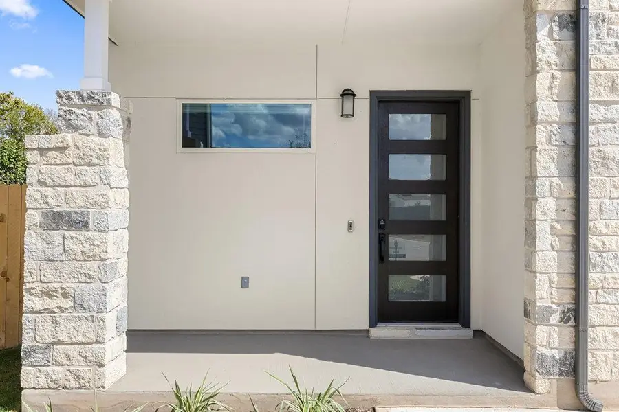 17511 Emperador Dr, Round Rock, TX 78664 - #2