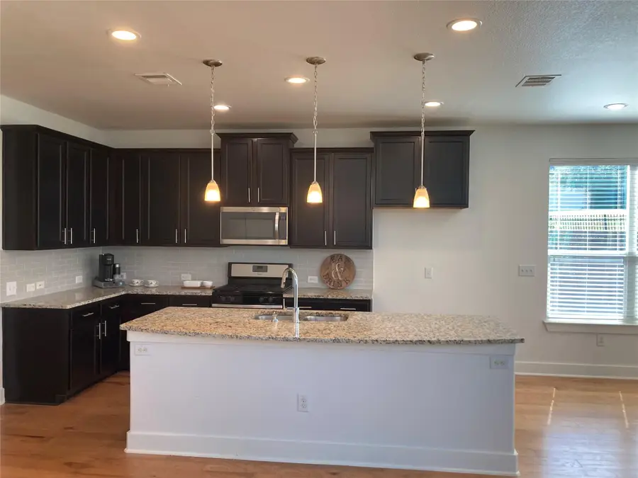 2308 Montague St, Austin, TX 78741 - #3
