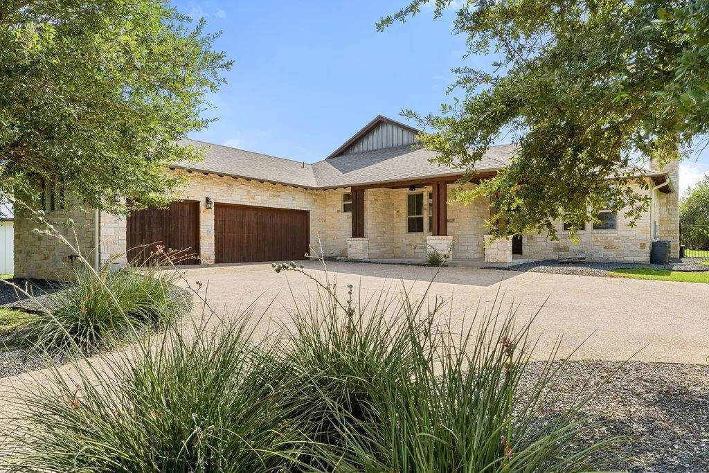 10183 Brangus Rd, Driftwood, TX 78619 - #1