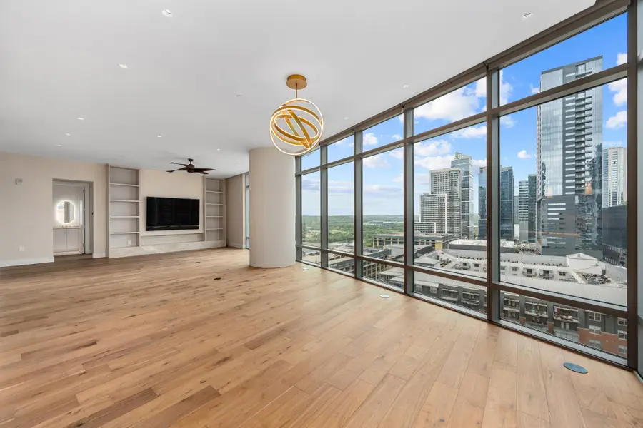 200 Congress Ave #15E, Austin, TX 78701 - #2