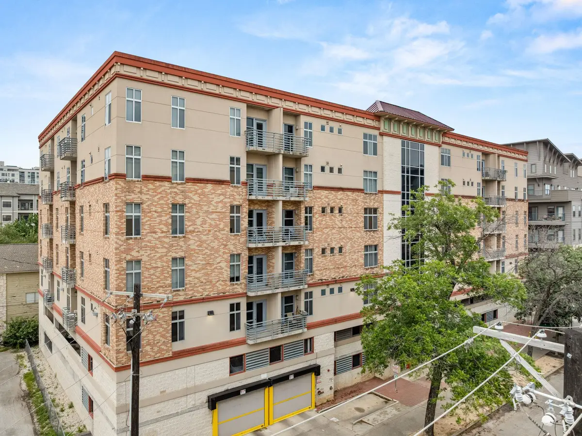 711 W 26th St #303, Austin, TX 78705 - #1
