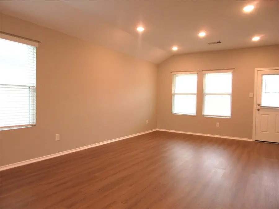 205 Granary Dr, Kyle, TX 78640 - #3