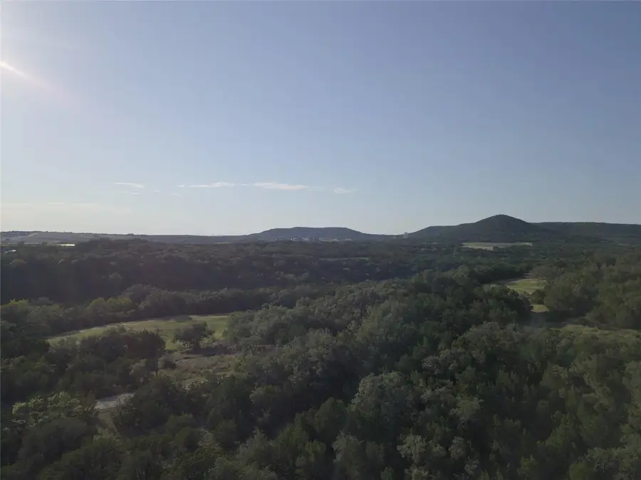 8205 Cactus Bend Cv, Lago Vista, TX 78645 - Image #2