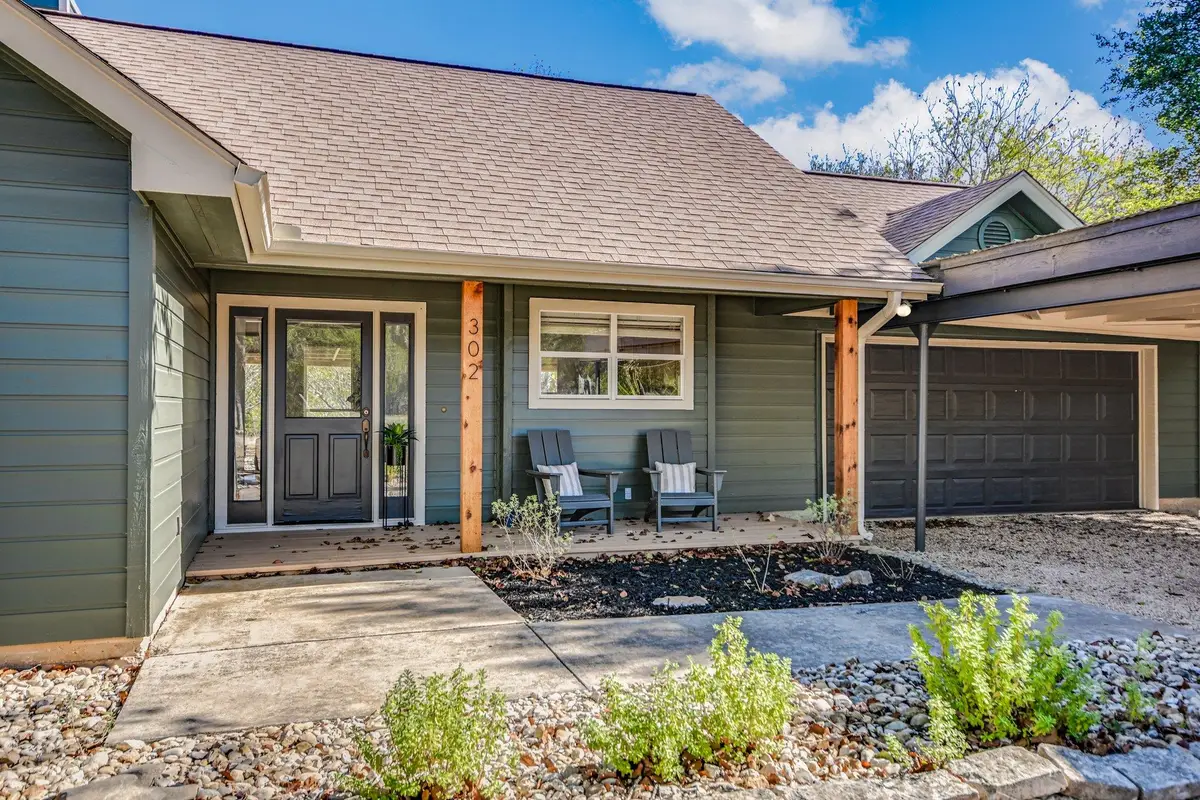 302 Valley Dr, Wimberley, TX 78676 - Image #1