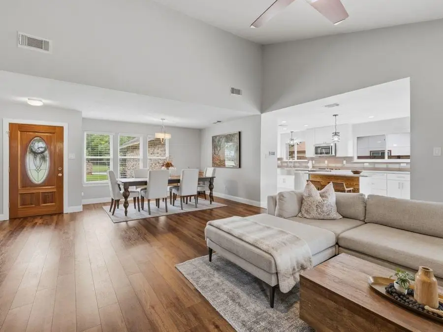201 N Rainbow Bridge Dr, Cedar Park, TX 78613 - #3