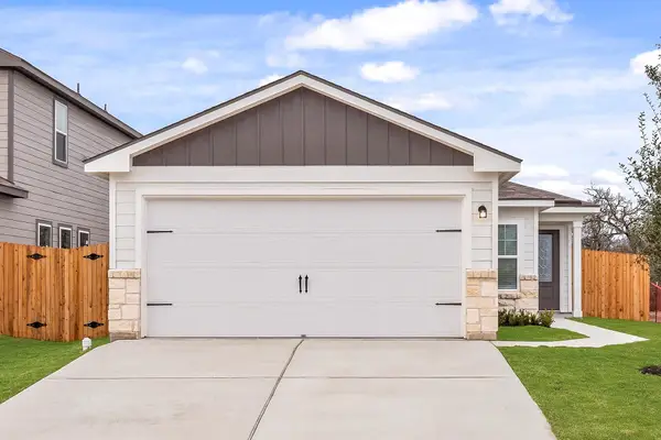 226 Myrtle Oak Dr, Maxwell, TX 78656
